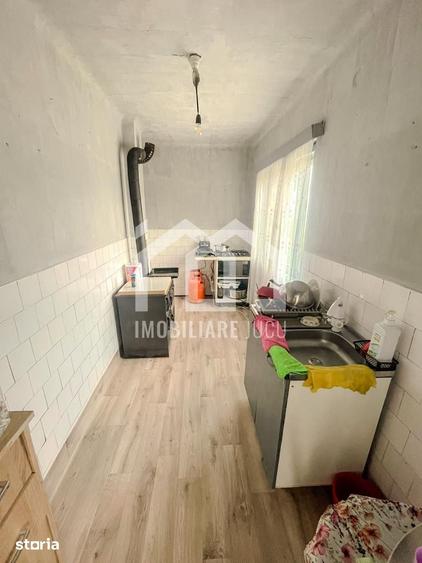 Casa demolabila/renovabila cu proiect in Jucu de Sus - 16