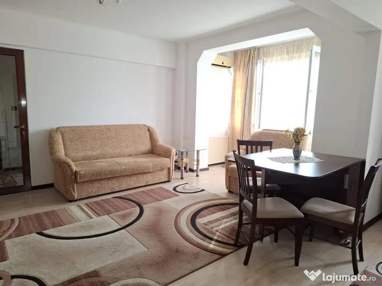 Apartament cu 3 camere semidecomandat în Ultracentral