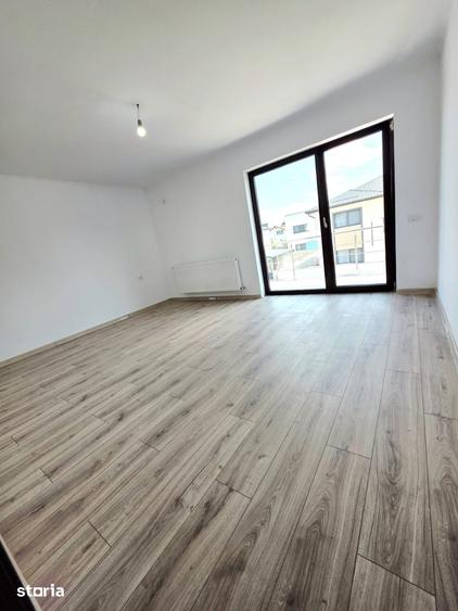 Casă cu 4 camere cu Teren 344 Mp în Berceni