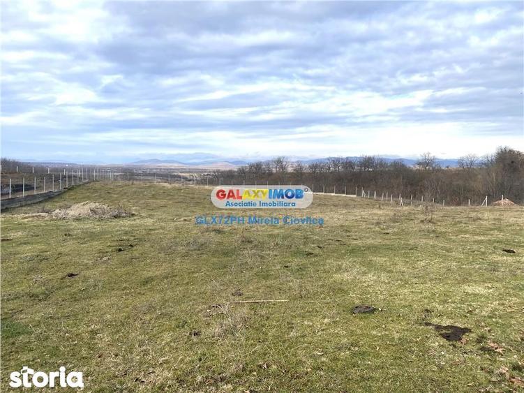 Teren de 4000 mp, în Central