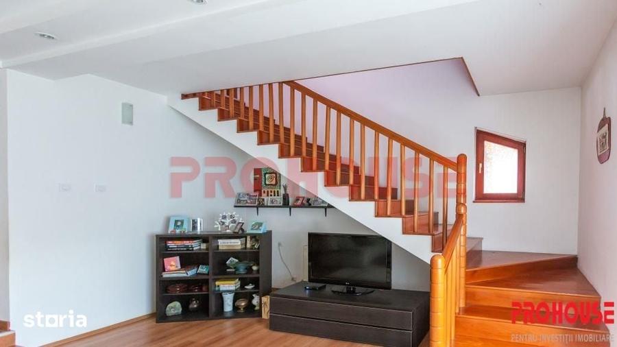 Casă cu 6 camere cu Teren 1100 Mp în Măgura