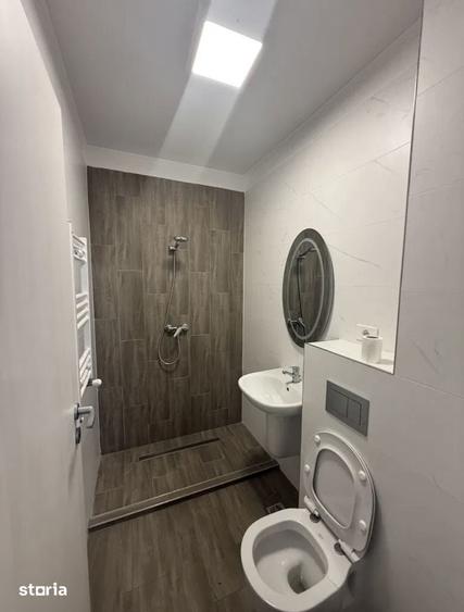 Apartament cu 3 camere în Pieptănari