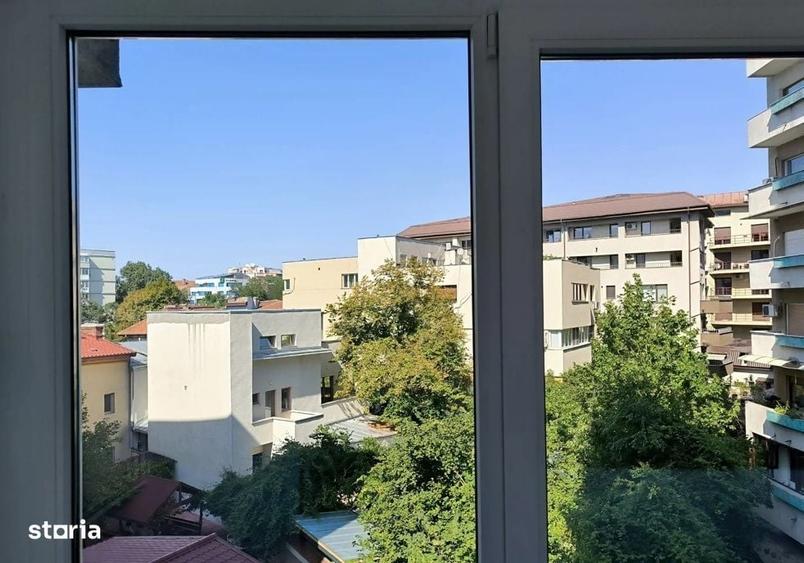 Apartament cu 2 camere în Arcul de Triumf