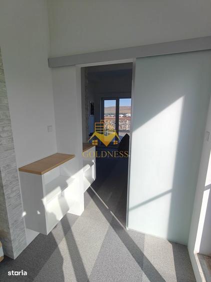 Apartament cu 2 camere, mobilat în Florești