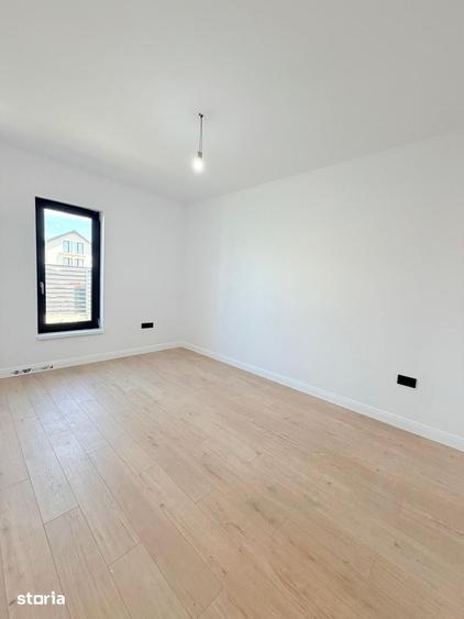Casă cu 4 camere cu Teren 400 Mp în Miroslava