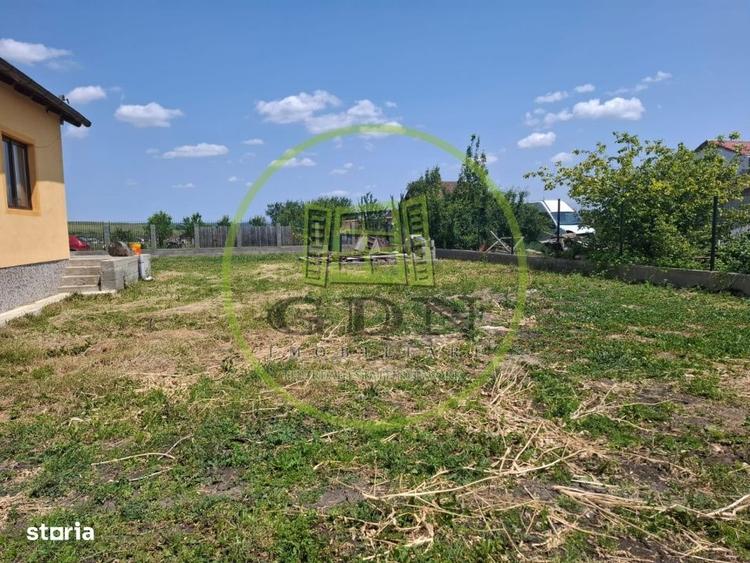 Casă cu 4 camere în Arpașu de Jos