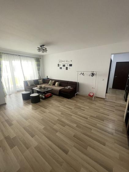 Apartament cu 3 camere în Ludoș