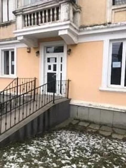 Spațiu comercial, de 48 mp, în Central