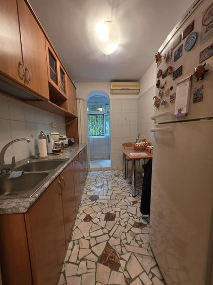 Drumul Taberei, 3 camere, decomandat, 2 min parc, 5 min metrou, etaj 1 - 20