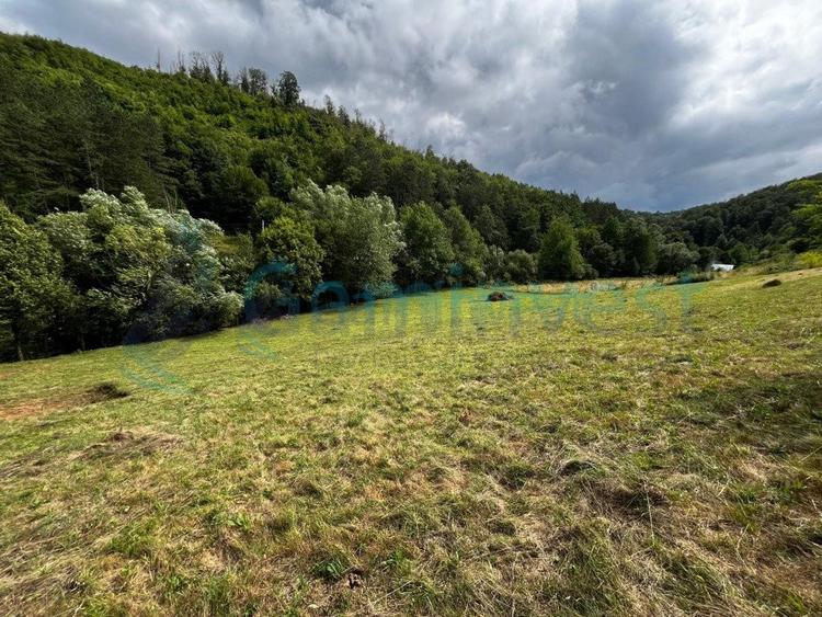 Teren agricol extravilan de 13500 mp, în Aștileu
