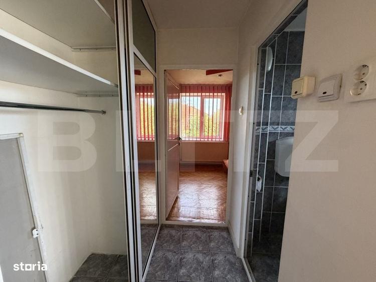 Apartament cu 2 camere semidecomandat în Iezureni