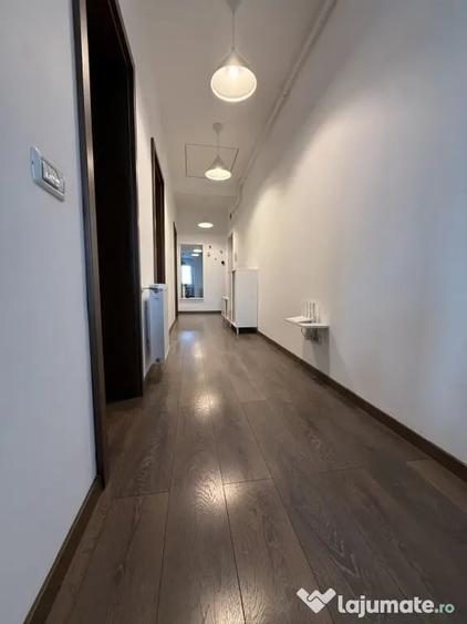 Apartament cu 3 camere decomandat în Giroc