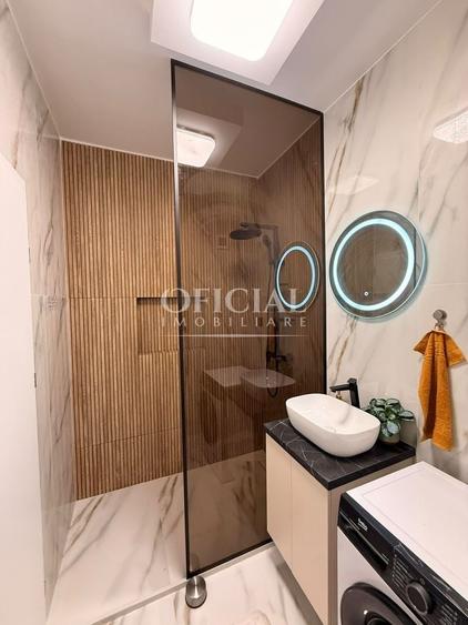 Apartament cu 2 camere semidecomandat, mobilat în Florești