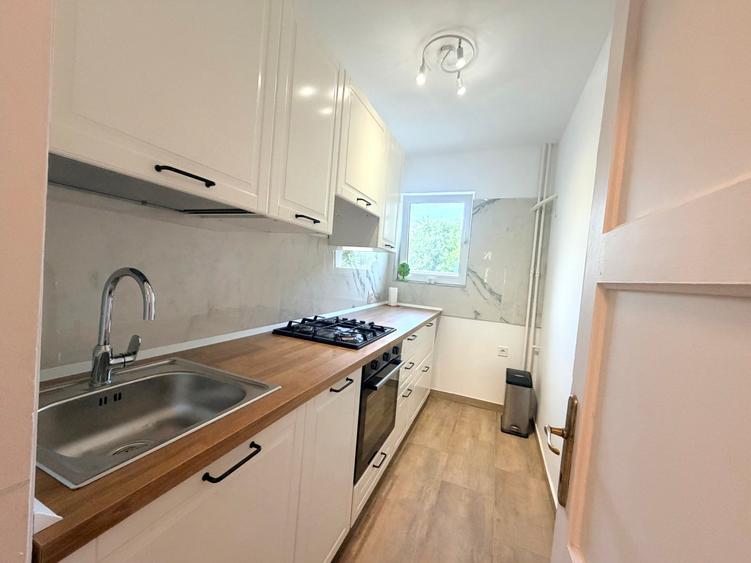 Apartament cu 2 camere semidecomandat în Floreasca