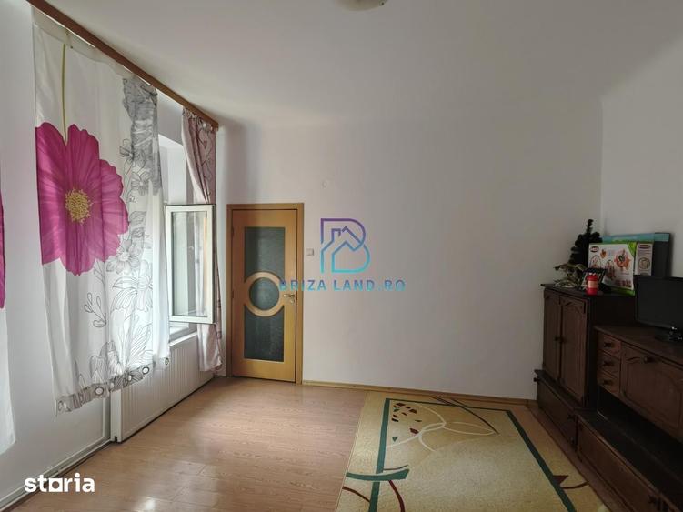 Casă cu 6 camere cu Teren 156 Mp în Ferdinand