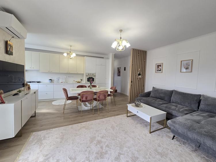 Apartament cu 3 camere decomandat, mobilat în Florești — fotografia 1