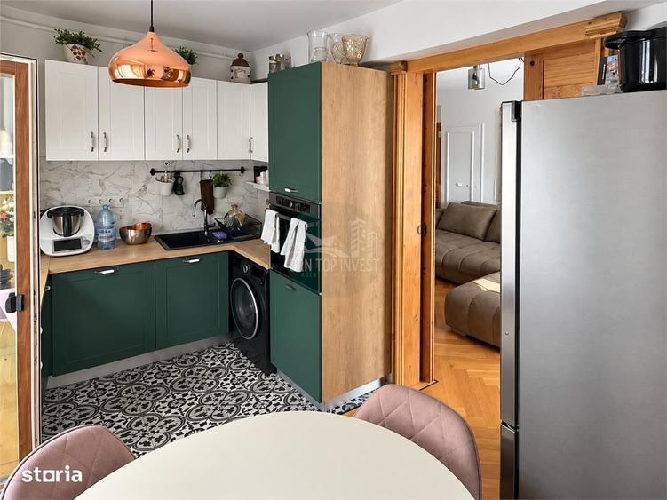 Apartament cu 3 camere decomandat în Central