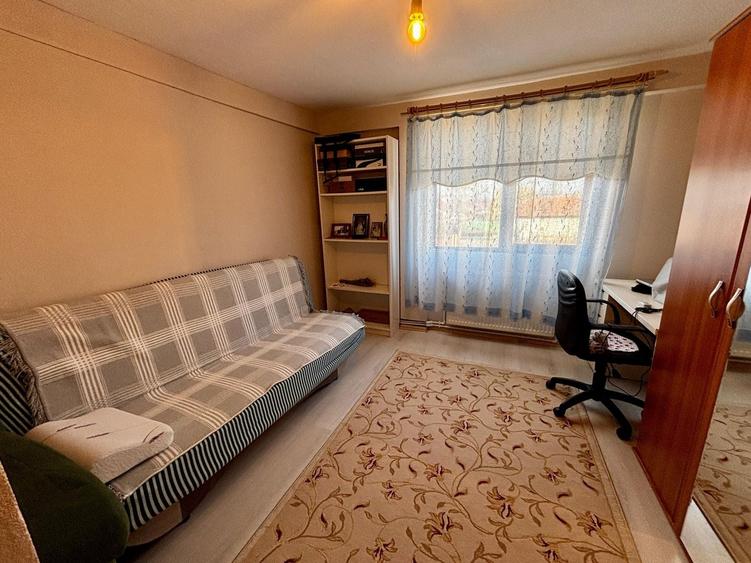 Casă individuală cu 3 camere cu Canalizare în Meri