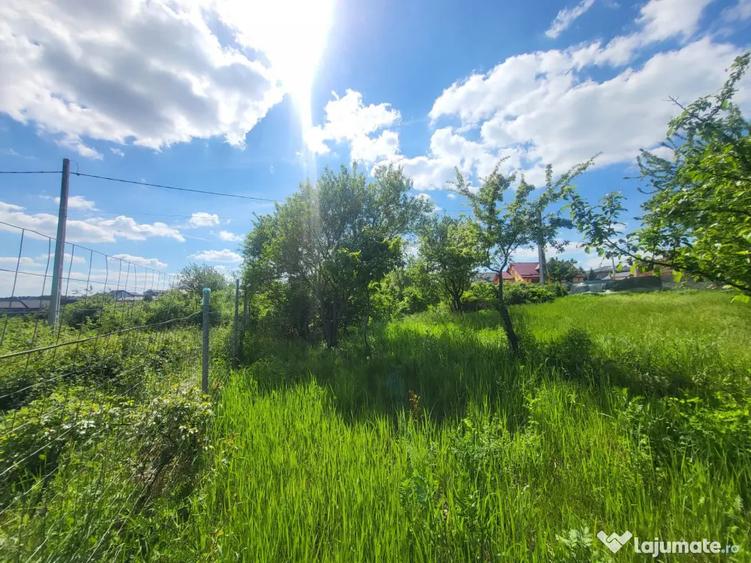 Teren de 450 mp, în Bârnova