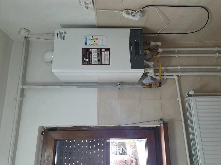 Apartament cu 2 camere semidecomandat în Craiovița Nouă