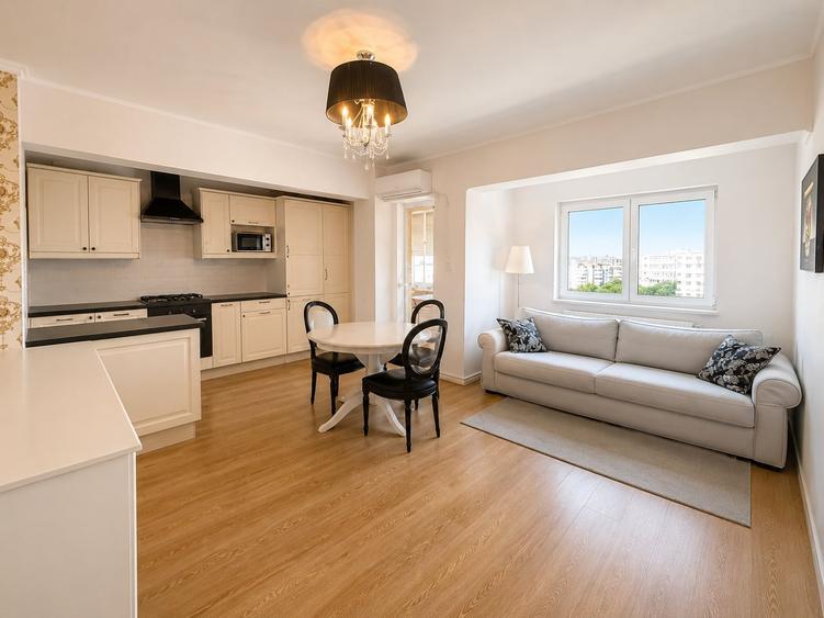 Apartament cu 4 camere decomandat, mobilat în Tomis Nord