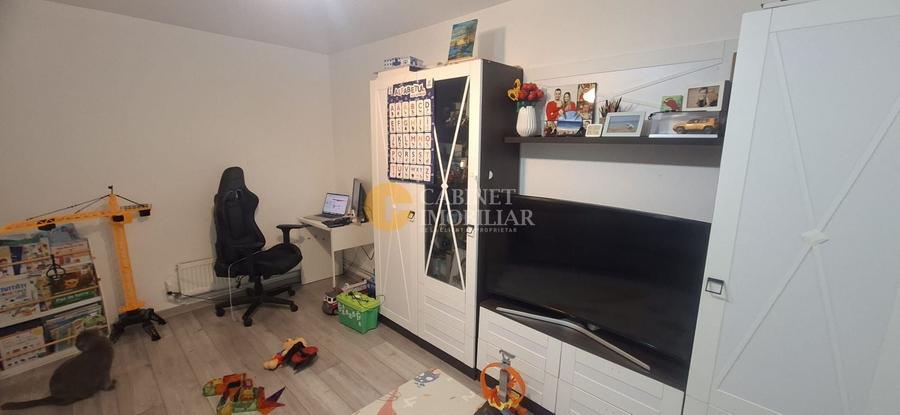 Apartament cu 2 camere decomandat, mobilat în Tomești