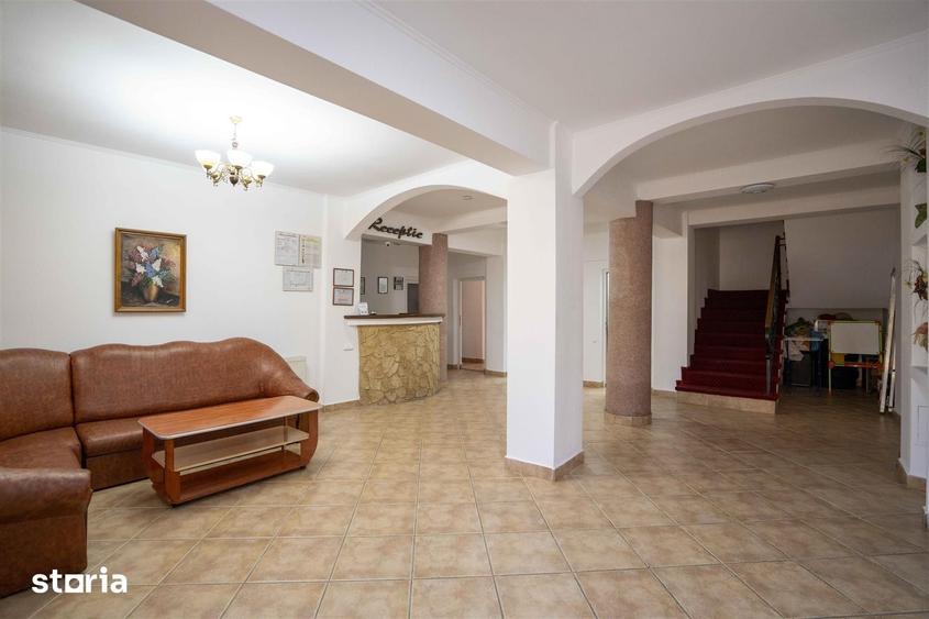 Spațiu comercial, de 599 mp, în Băile Felix