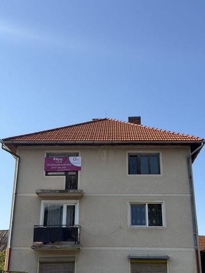 Apartament cu 3 camere decomandat în Exterior Est