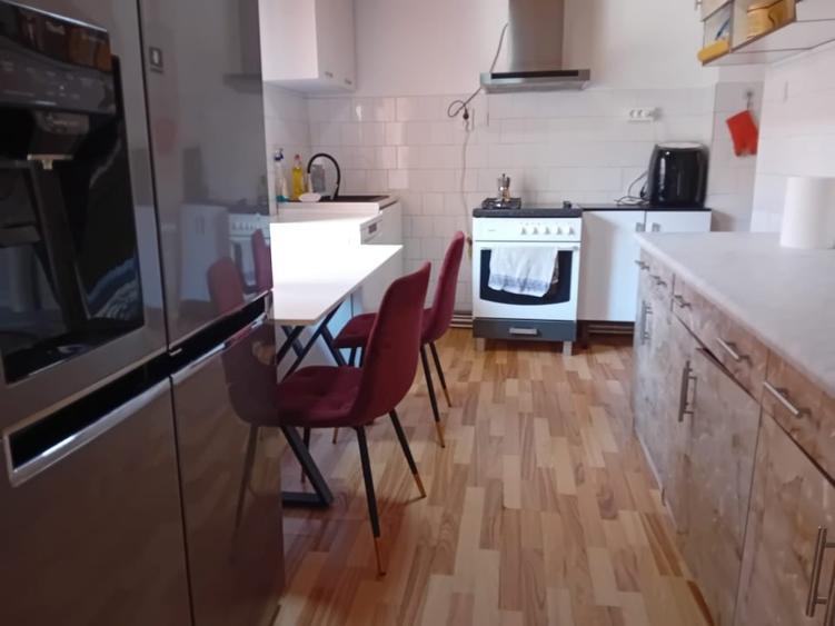 Casă individuală cu 3 camere cu Canalizare în Săcălaz