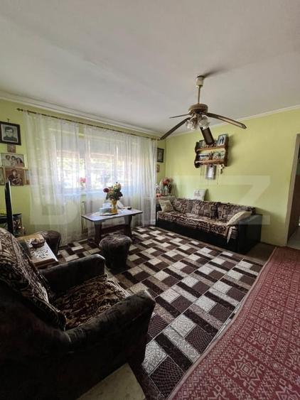 Apartament 3 camere, 64 mp, zona Decebal - 1