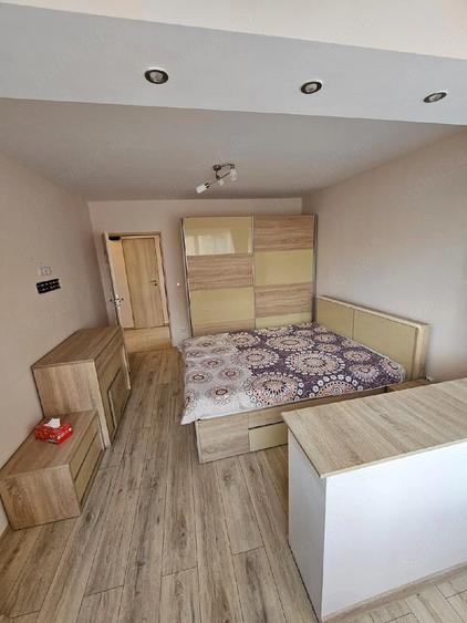 Apartament cu 2 camere decomandat în Circumvalațiunii