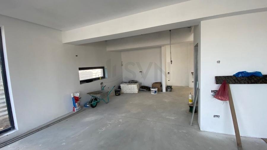 Casă individuală cu 4 camere cu Teren 350 Mp în Tunari