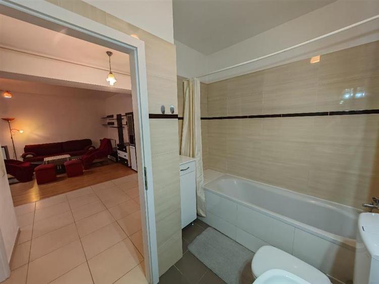 Apartament cu 2 camere decomandat în Răcădău