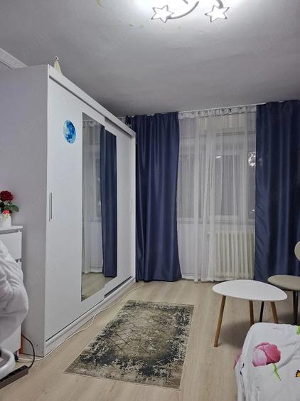 Apartament cu 2 camere decomandat, mobilat în Ostroveni