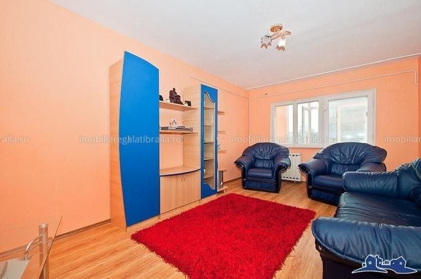 Apartament cu 2 camere decomandat în Sârbi