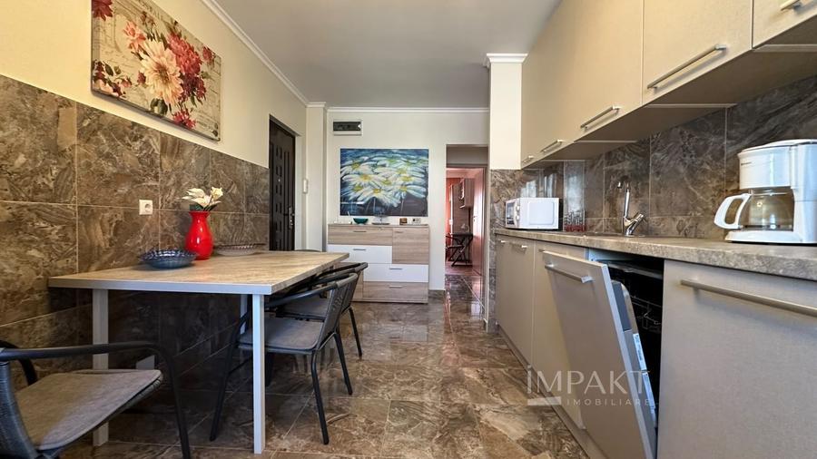 Apartament cu 3 camere decomandat, mobilat în Zorilor