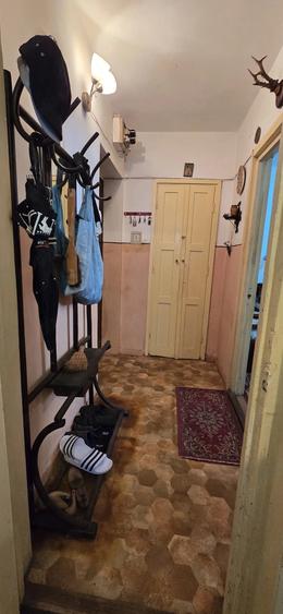 Apartament cu 2 camere decomandat în Cezar Petrescu