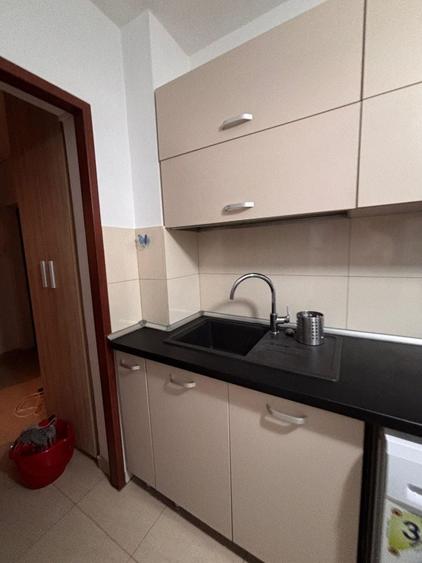 Apartament cu 2 camere decomandat în Titan