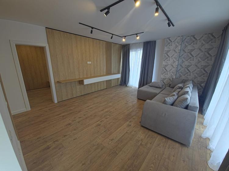 Apartament cu 2 camere decomandat, mobilat în Dacia