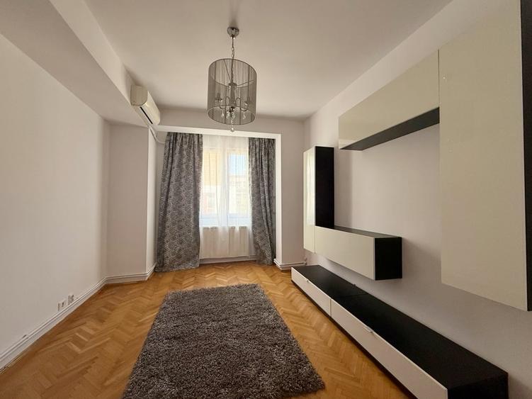 Apartament cu 2 camere decomandat în Ultracentral