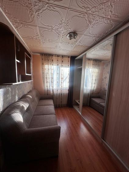 Apartament cu 3 camere semidecomandat, mobilat în Mircea cel Bătrân