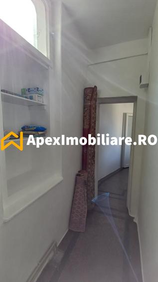 Apartament cu 5 camere decomandat, mobilat în Unirii