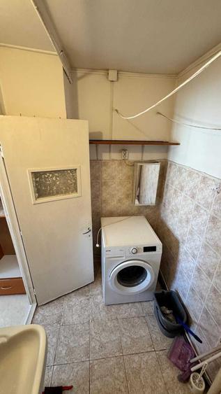 Apartament cu 2 camere semidecomandat în Tractorul