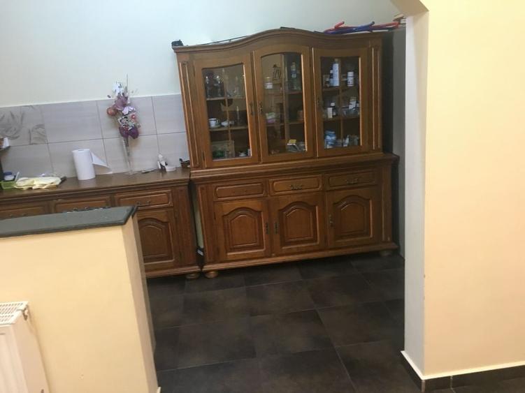 Casă cu 4 camere cu Teren 350 Mp în Central