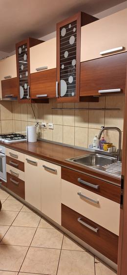 Apartament cu 3 camere decomandat în Gară