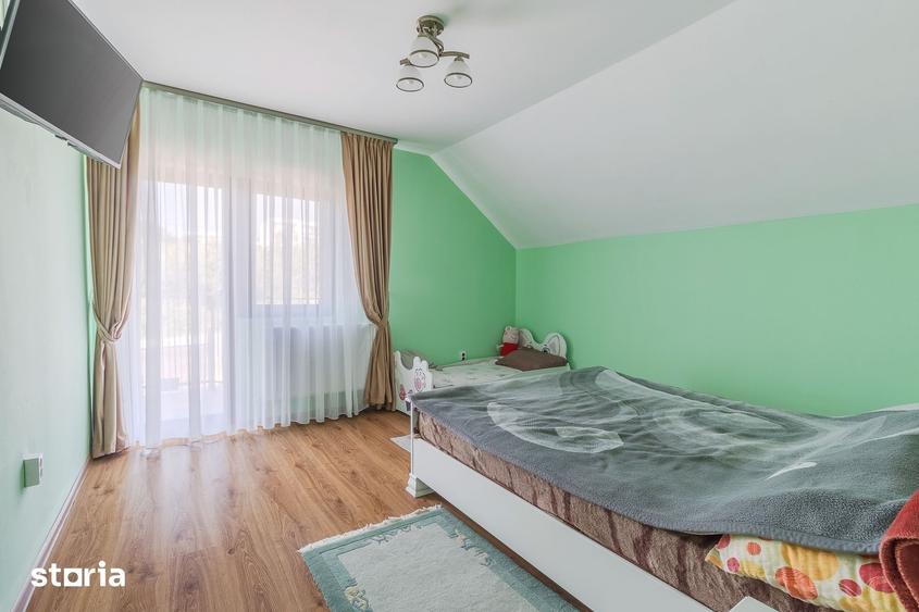 Casă cu 4 camere cu Teren 750 Mp în Paleu