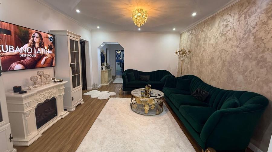 Casă cu 4 camere cu Teren 600 Mp în Păcurari