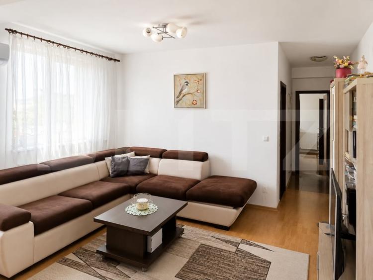 Apartament 3 camere, 75 mp, 2 balcoane - 1