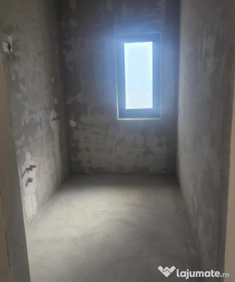 Apartament cu 2 camere decomandat în Baciu
