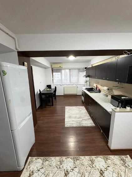 Apartament cu 2 camere decomandat în Narcisa